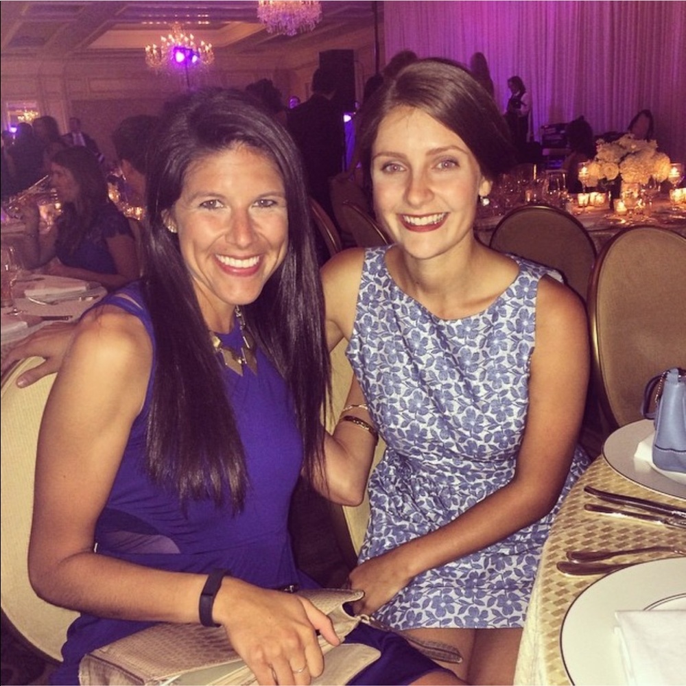 Alice + Olivia open back floral dress - Picture 2 of 8